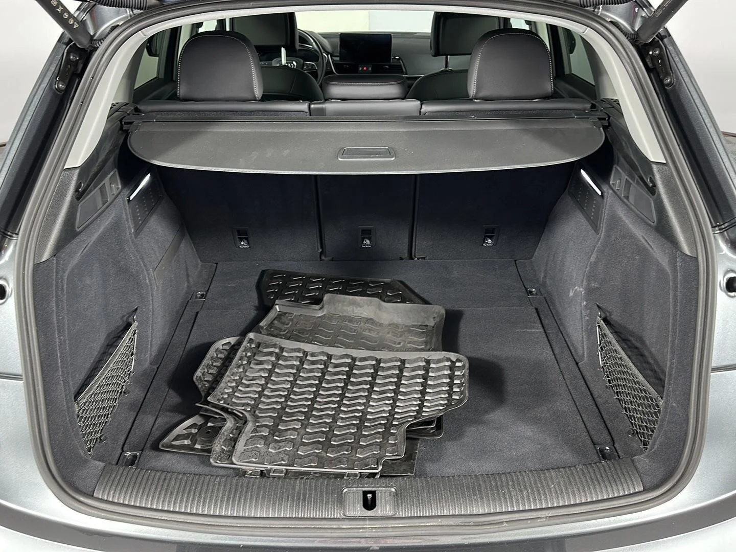 Used 2023 Daytona Gray Pearl Effect Audi S line Premium Plus image 10