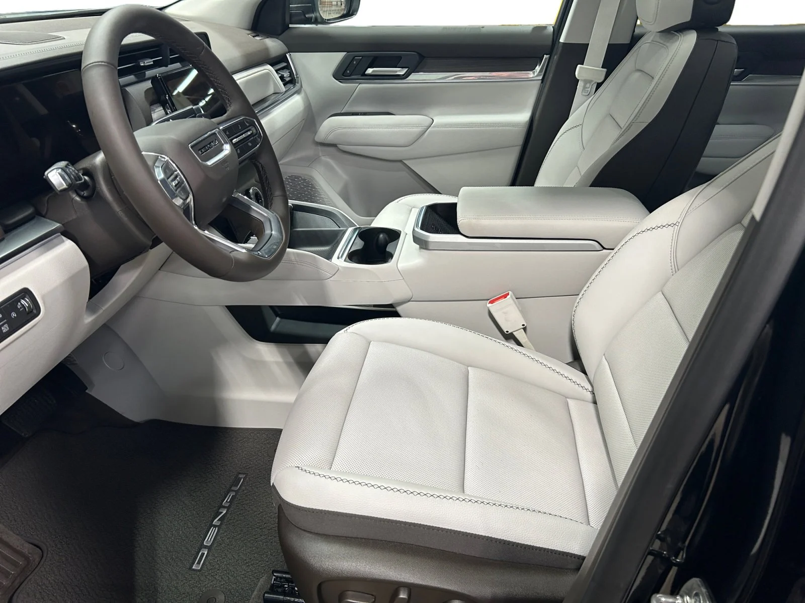New 2026 Ebony Twilight Metallic GMC AWD Denali image 14