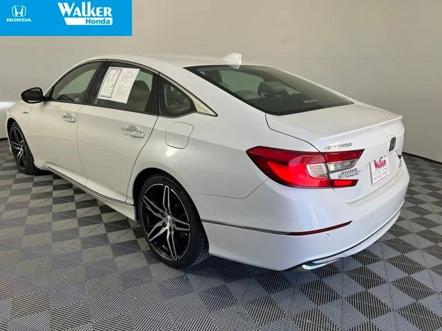 Used 2022 White Honda Touring image 5