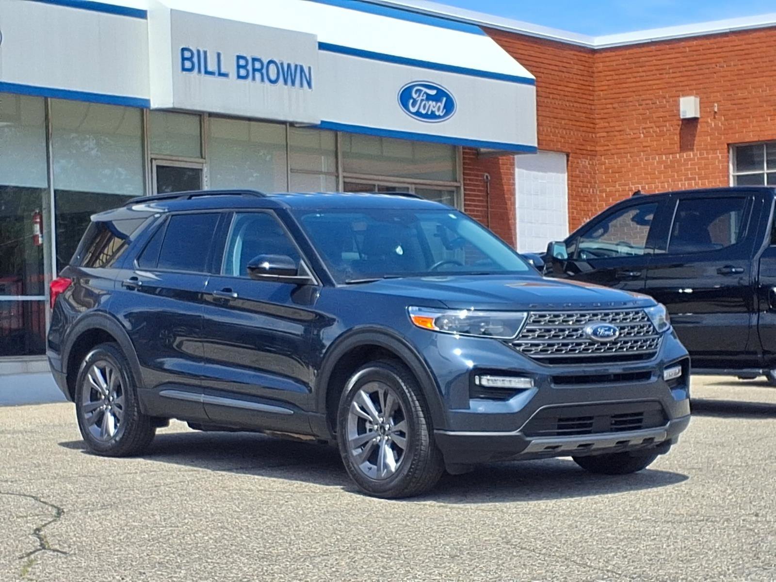 2024 Ford Explorer XLT 4WD's photo