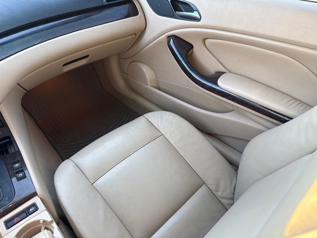 Used 2006  BMW 325Ci image 15