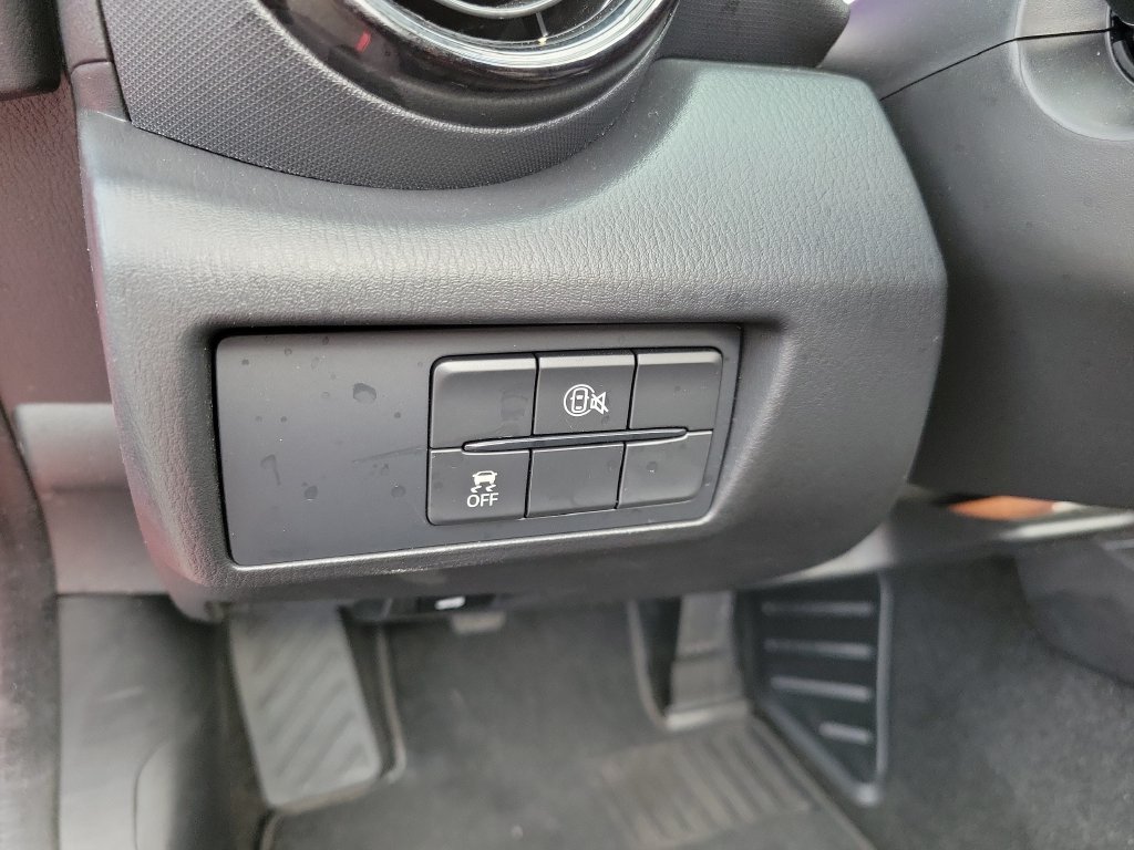 Used 2025 Red Crystal Mazda Sport image 27