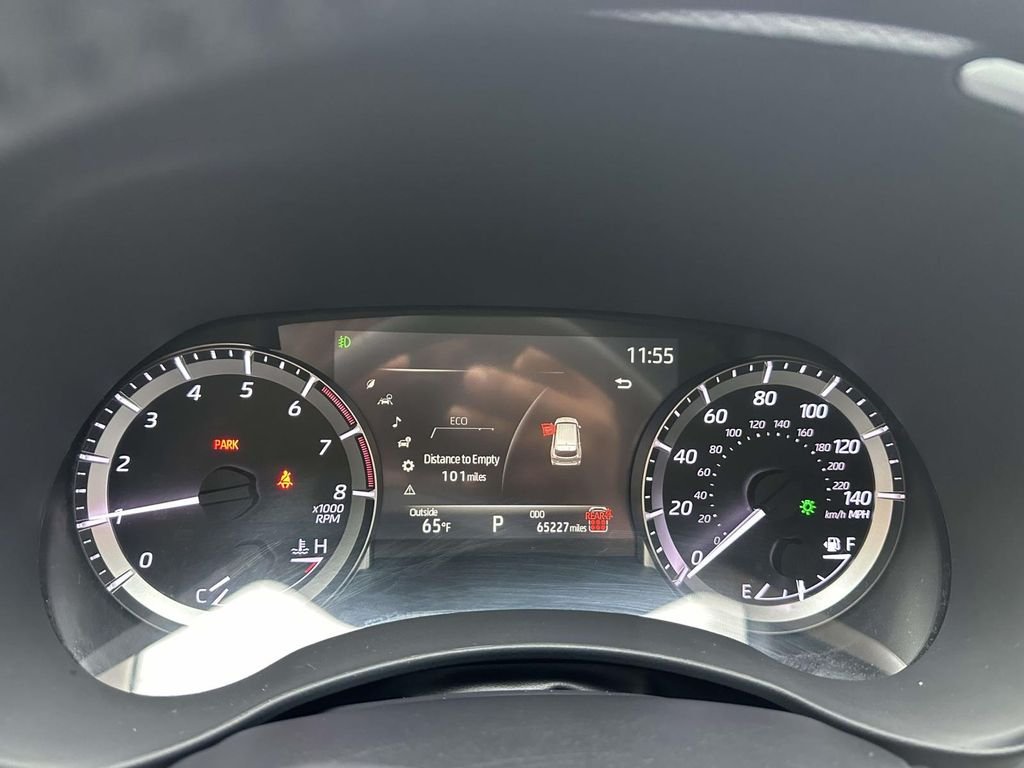 Used 2024  Toyota XLE image 30