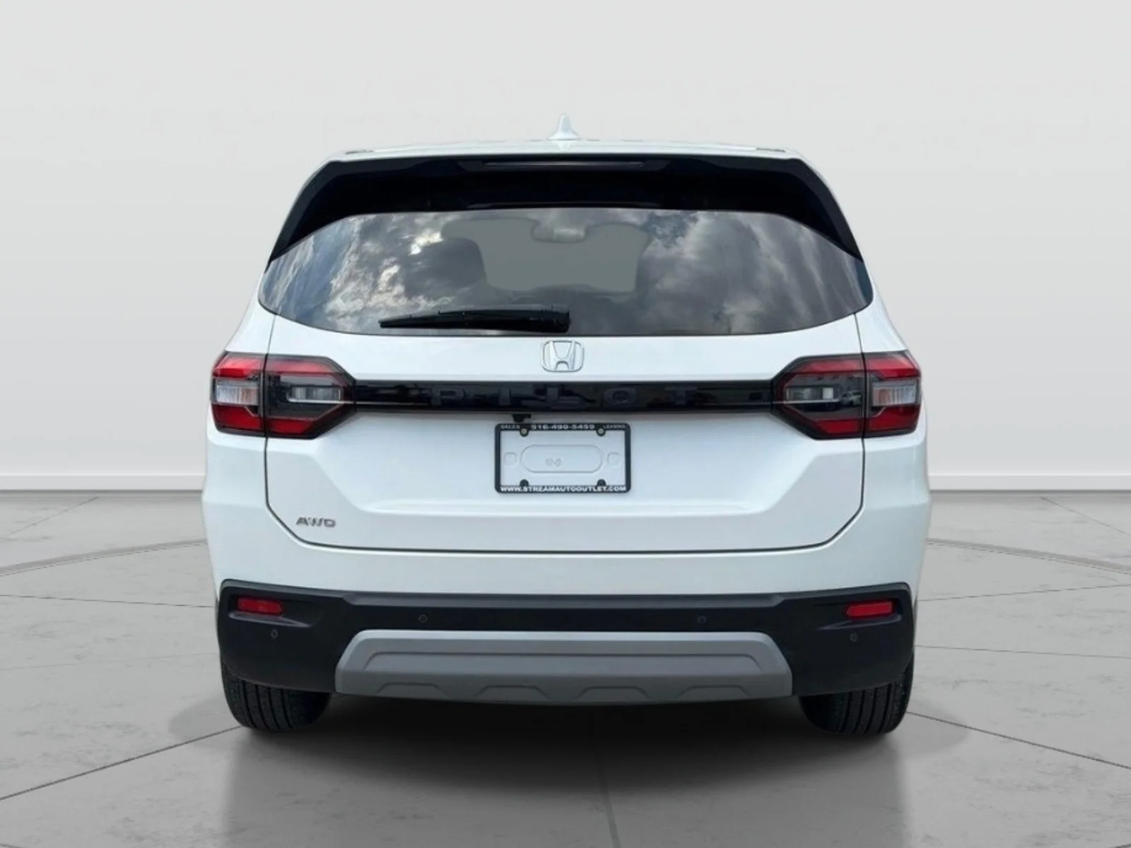 Used 2025 White Honda EX-L image 5