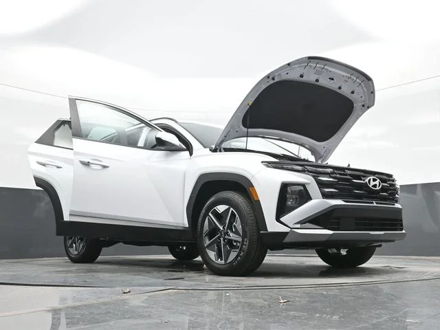 New 2026 White Hyundai SEL image 32