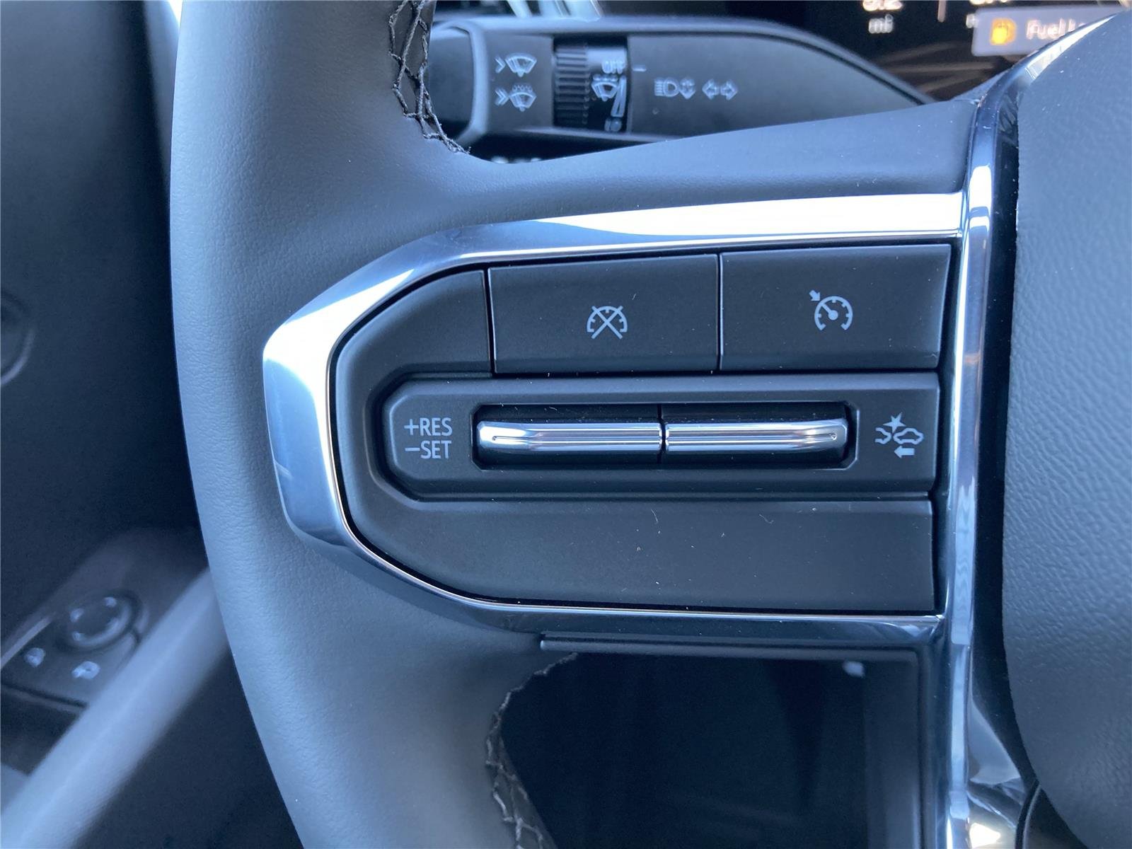 New 2026 Onyx Black GMC Elevation image 21