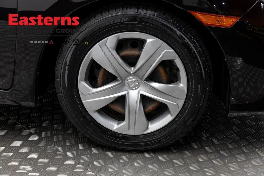 Used 2018 Black Honda LX image 29