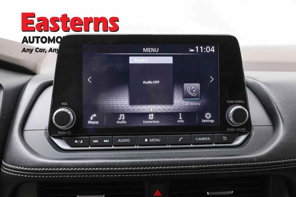 Used 2023 Gray Nissan SV image 18