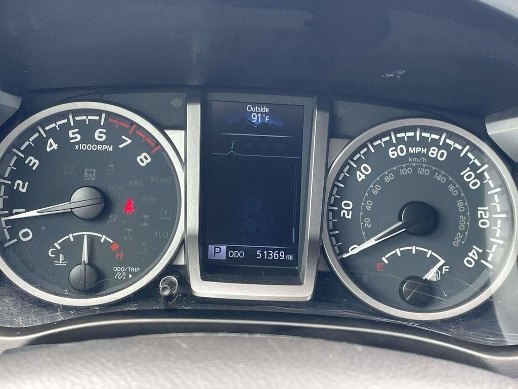 Used 2023 White Toyota SR5 image 25