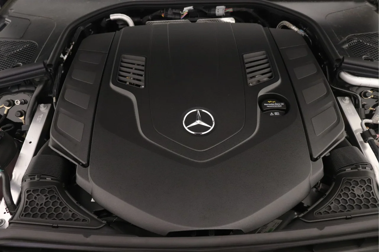 New 2026 Black Mercedes-Benz S 580 4MATIC® image 9