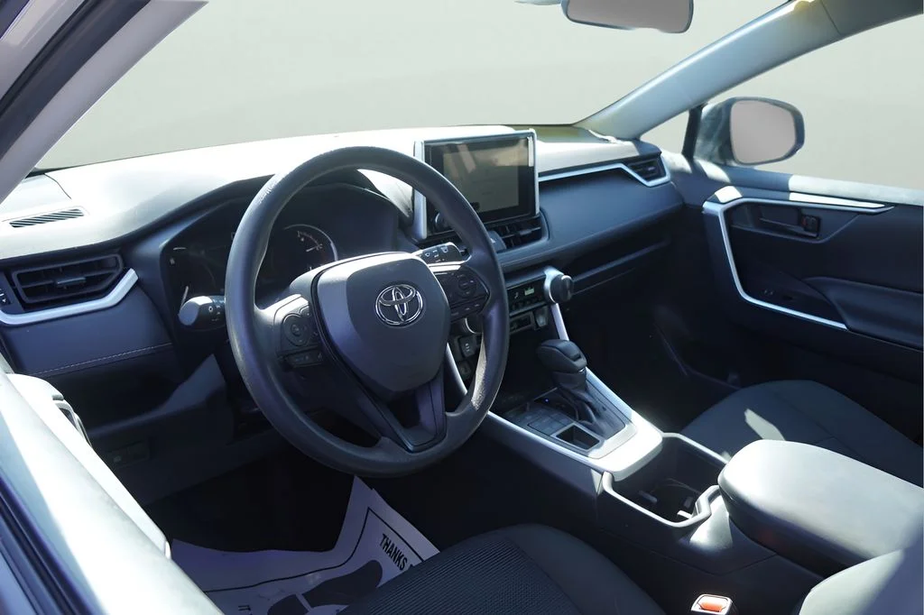 Used 2025 Silver Sky Metallic Toyota LE image 11