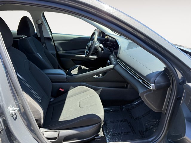 Used 2024 Gray Hyundai SEL image 19