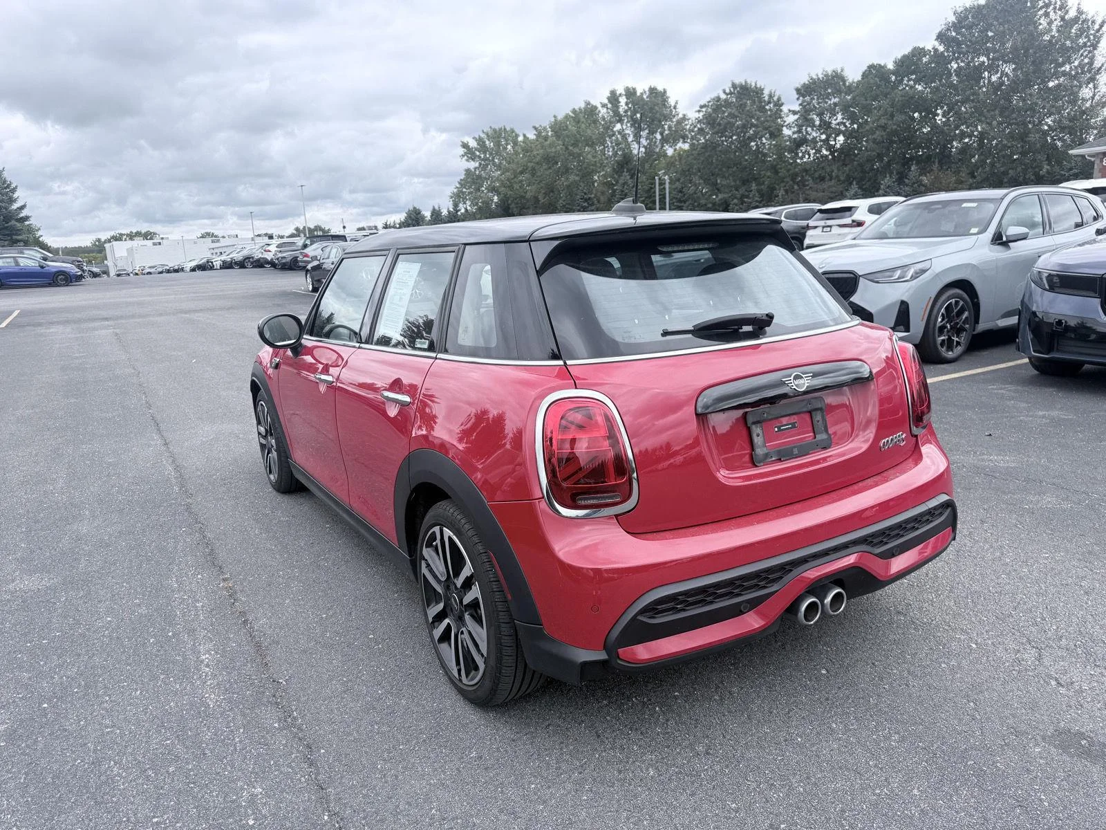 Used 2024 Chili Red MINI Cooper S image 5
