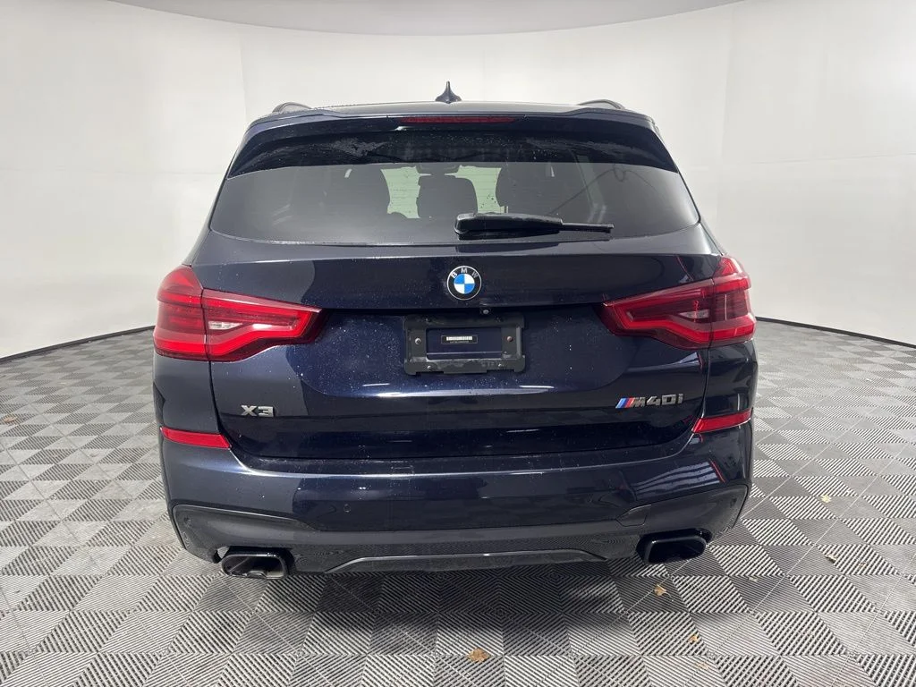 Used 2019 Black BMW M40i image 6