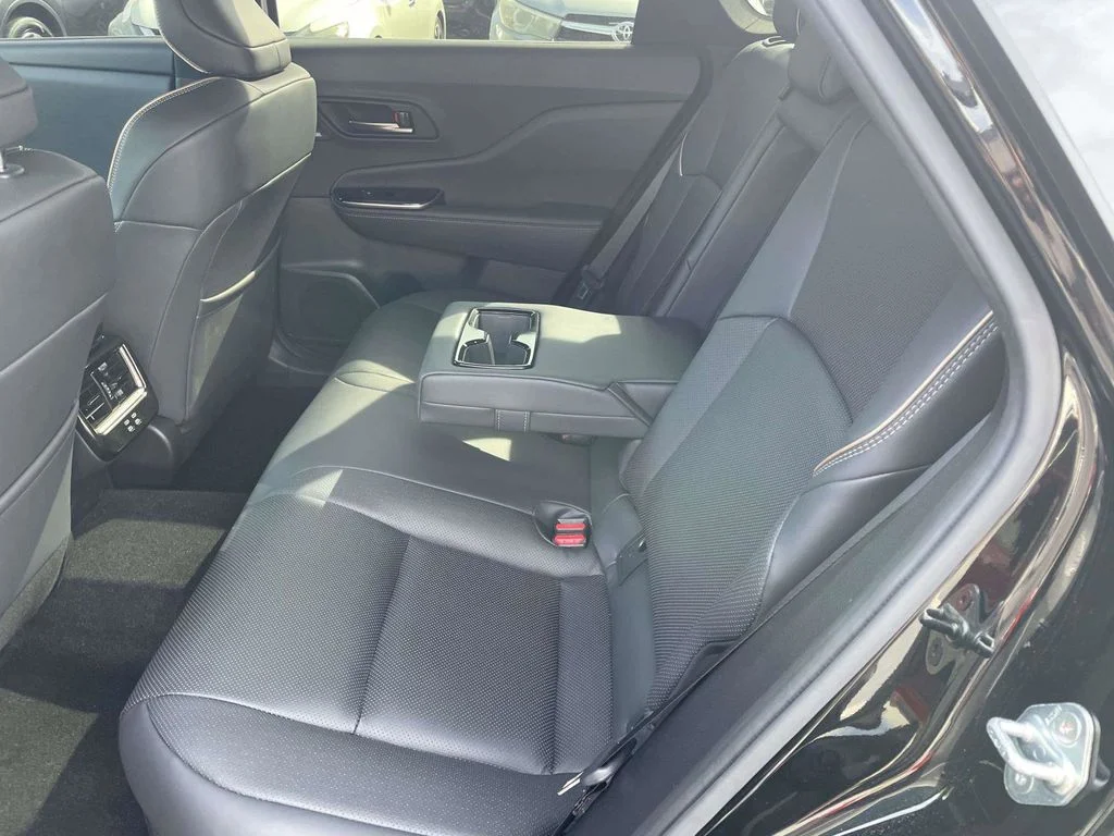 2025 Toyota Crown Signia Limited - Photo 23