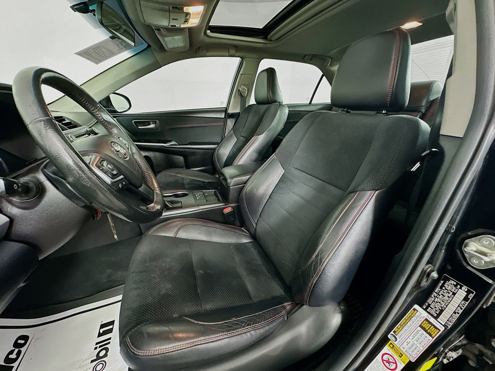Used 2017 Midnight Black Metallic Toyota XSE image 21