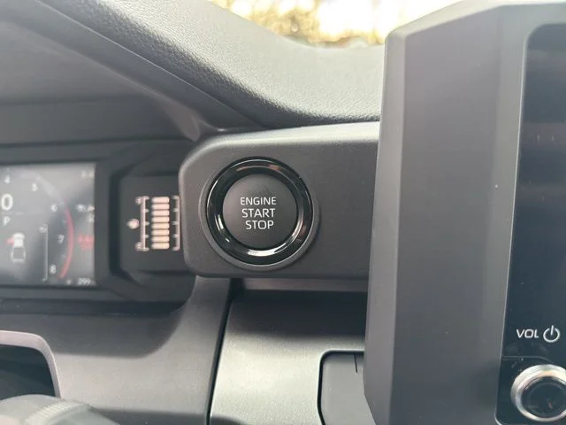 2026 Toyota Tacoma SR5 - Photo 24