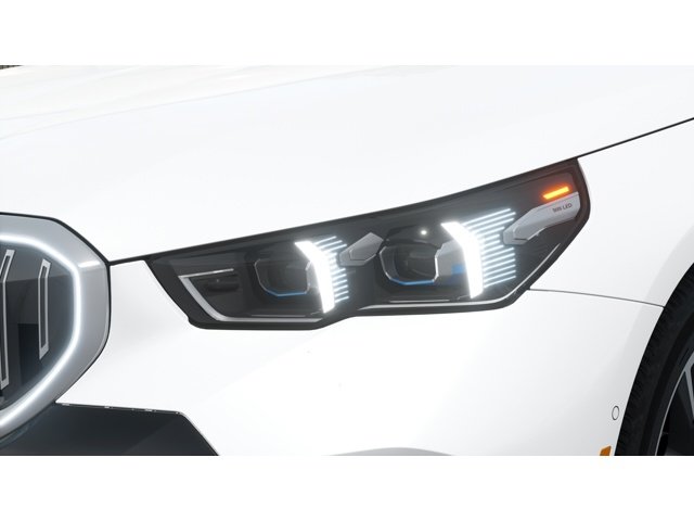 New 2027 Mineral White Metallic BMW 550e image 6