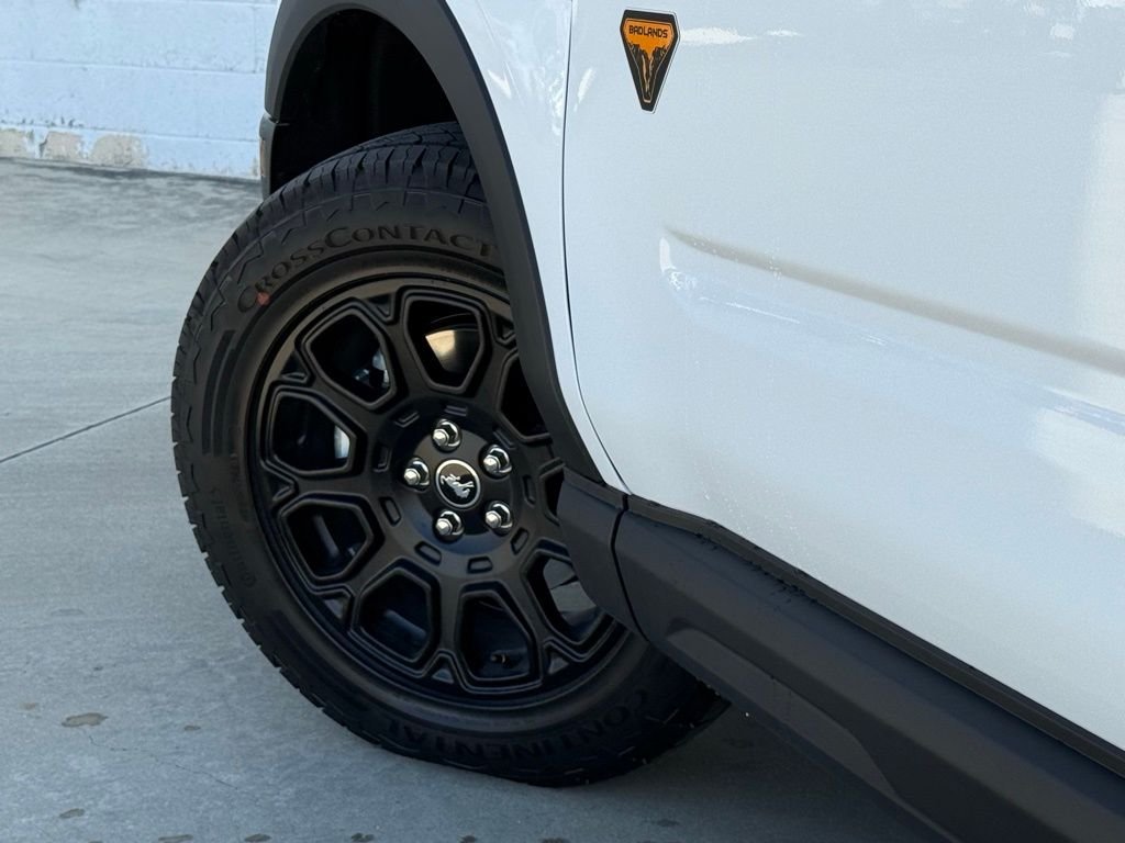 New 2026 Oxford White Ford Badlands® image 14