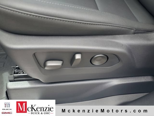 2026 GMC Sierra 1500 SLT - Photo 7