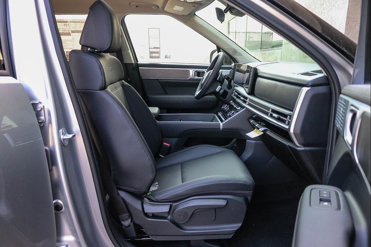New 2026 Silver Hyundai XRT image 44