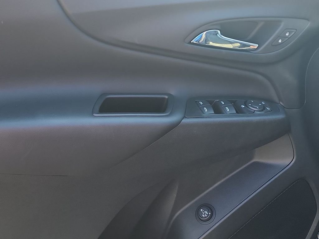 Used 2022 Blue Chevrolet LT image 13