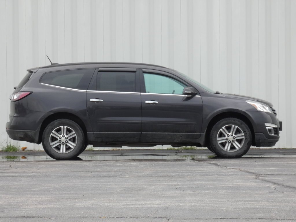 Used 2016 Gray Chevrolet 2LT image 2