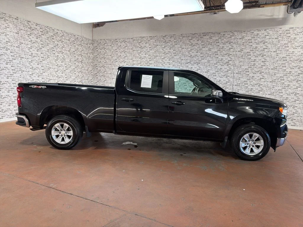 Used 2023 Black Chevrolet LT image 8
