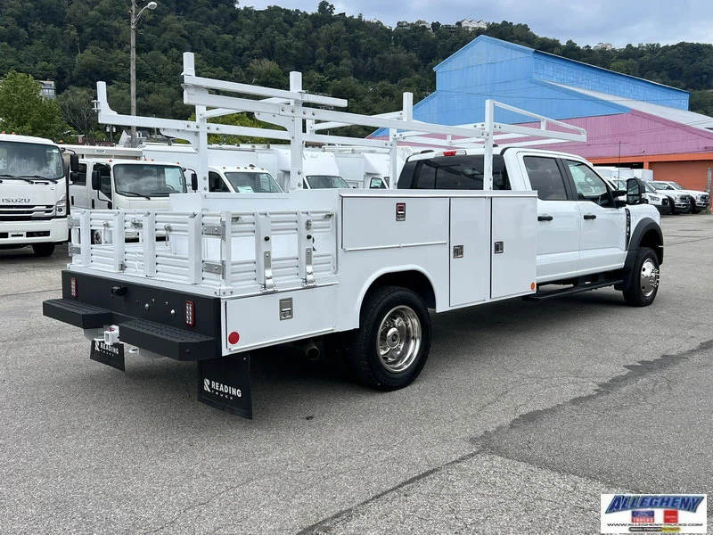New 2025 Oxford White Ford XL image 6