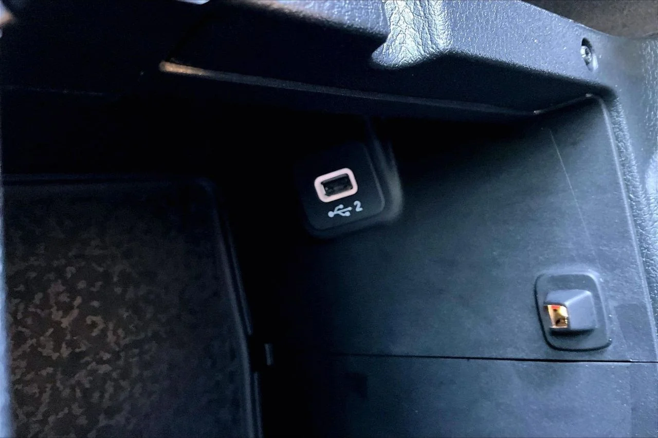 Certified Used 2025 Gray Jeep Sport S image 27