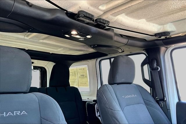 Used 2020 White Jeep Unlimited Sahara image 17