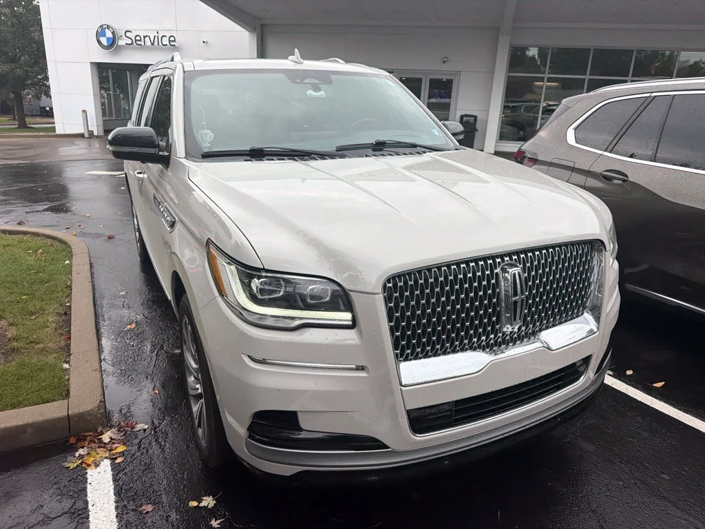 2023 Lincoln Navigator