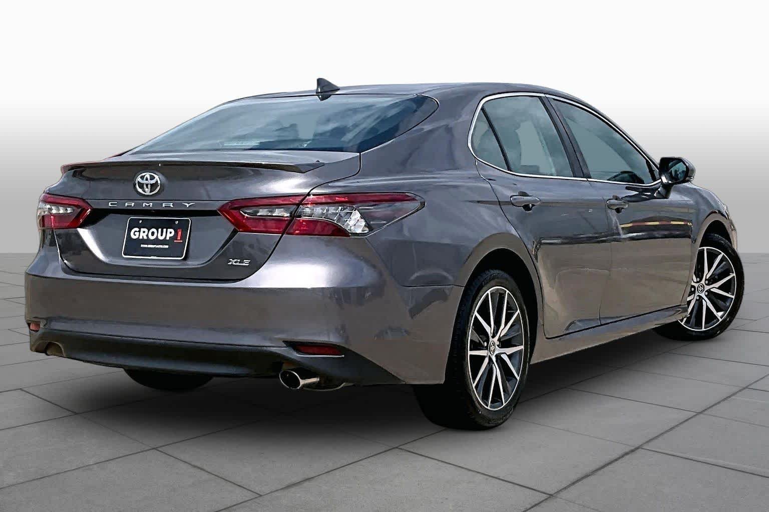 Used 2024 Predawn Gray Mica Toyota XLE image 13