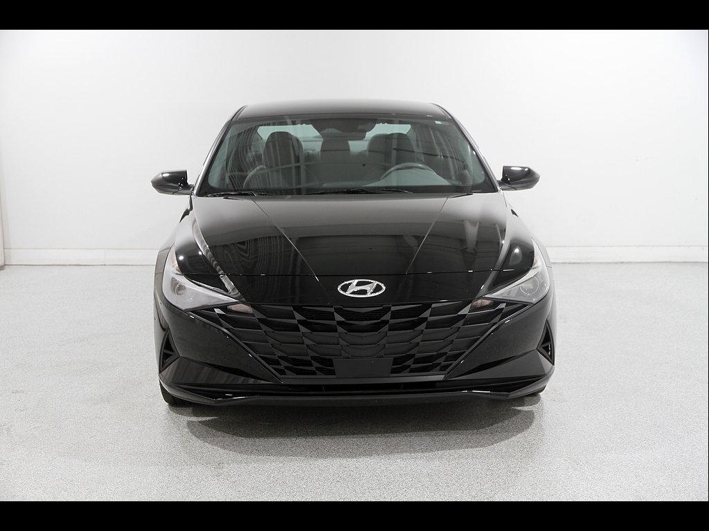 Certified Used 2023 Onyx Black Hyundai SEL image 2