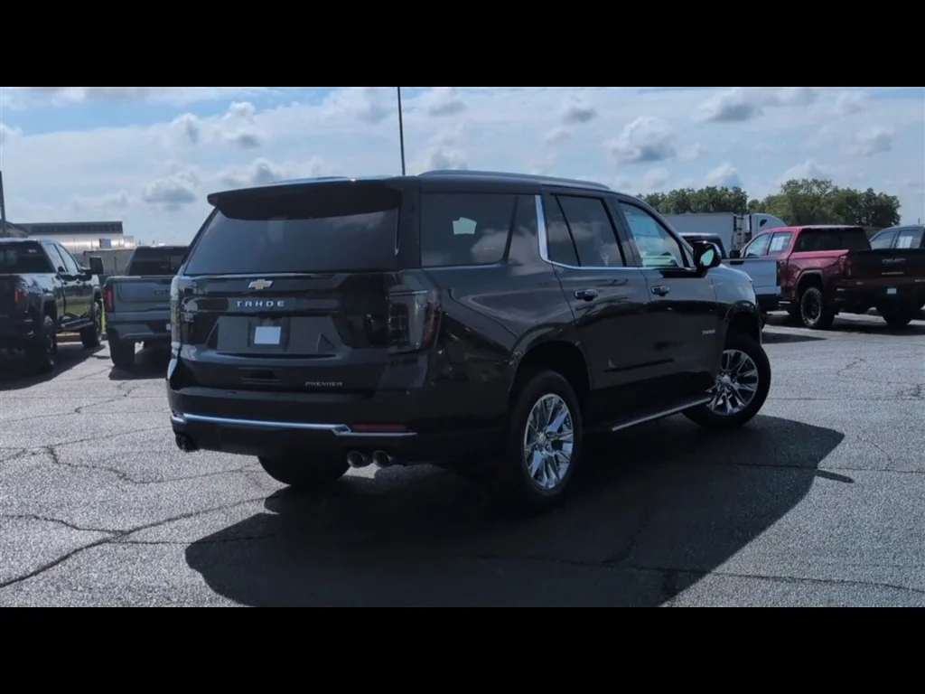 New 2026 Dark Ash Metallic Chevrolet Premier image 32