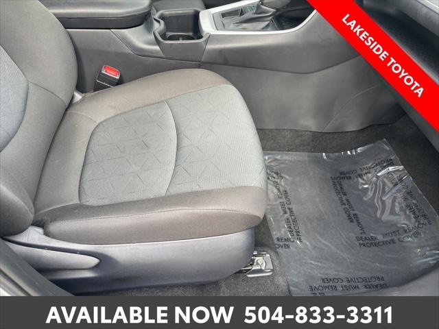 Certified Used 2025 SILVER SKY METALLIC Toyota  image 18