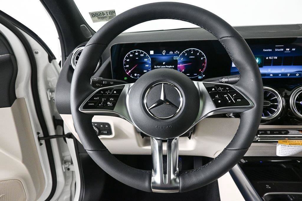 New 2026 Polar White Mercedes-Benz GLA 250 image 41