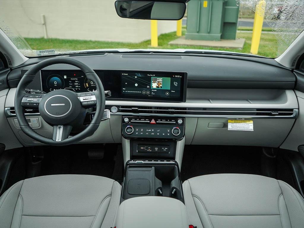 New 2026 Shimmering Silver Hyundai Limited AWD image 40