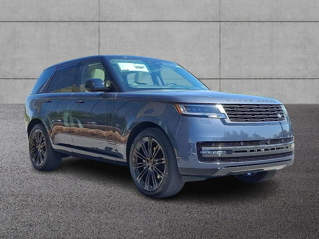 New 2026 Varesine Blue Land Rover SE image 2