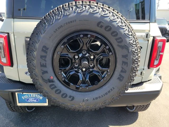 New 2026 Desert Sand Ford Badlands image 10