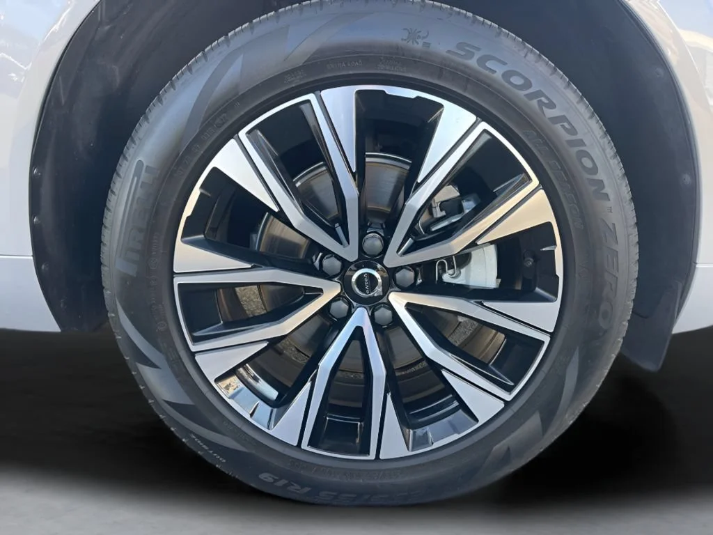 Used 2023 Gray Volvo Core image 35