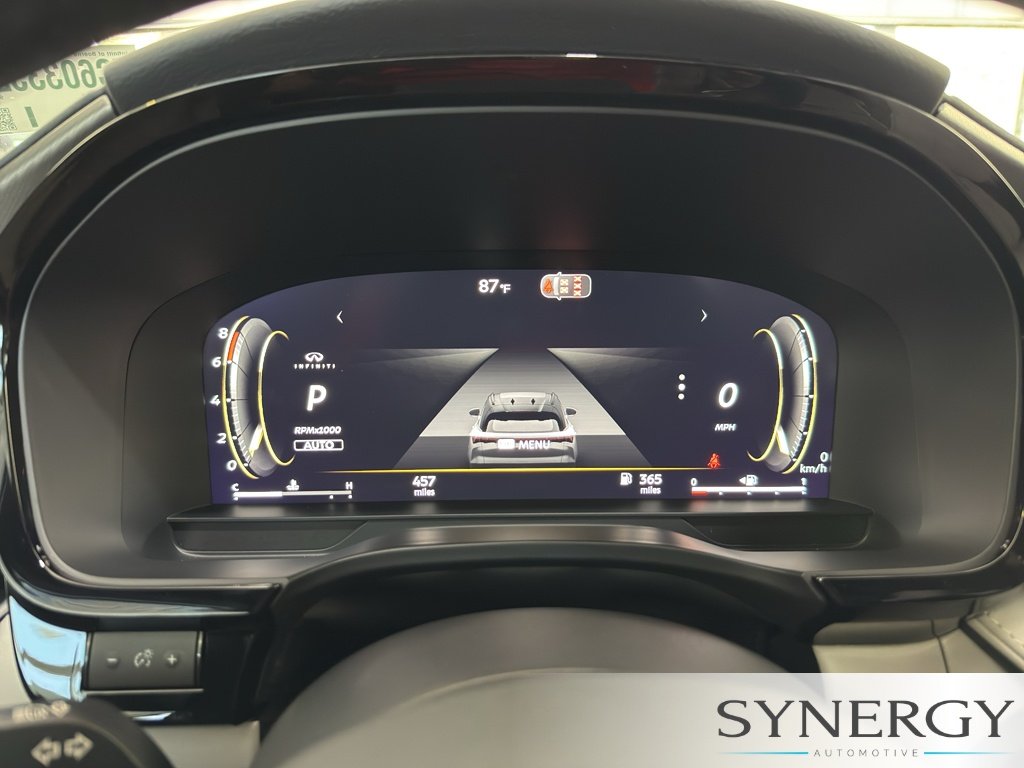 New 2027 RADIANT WHITE INFINITI Luxe AWD image 17