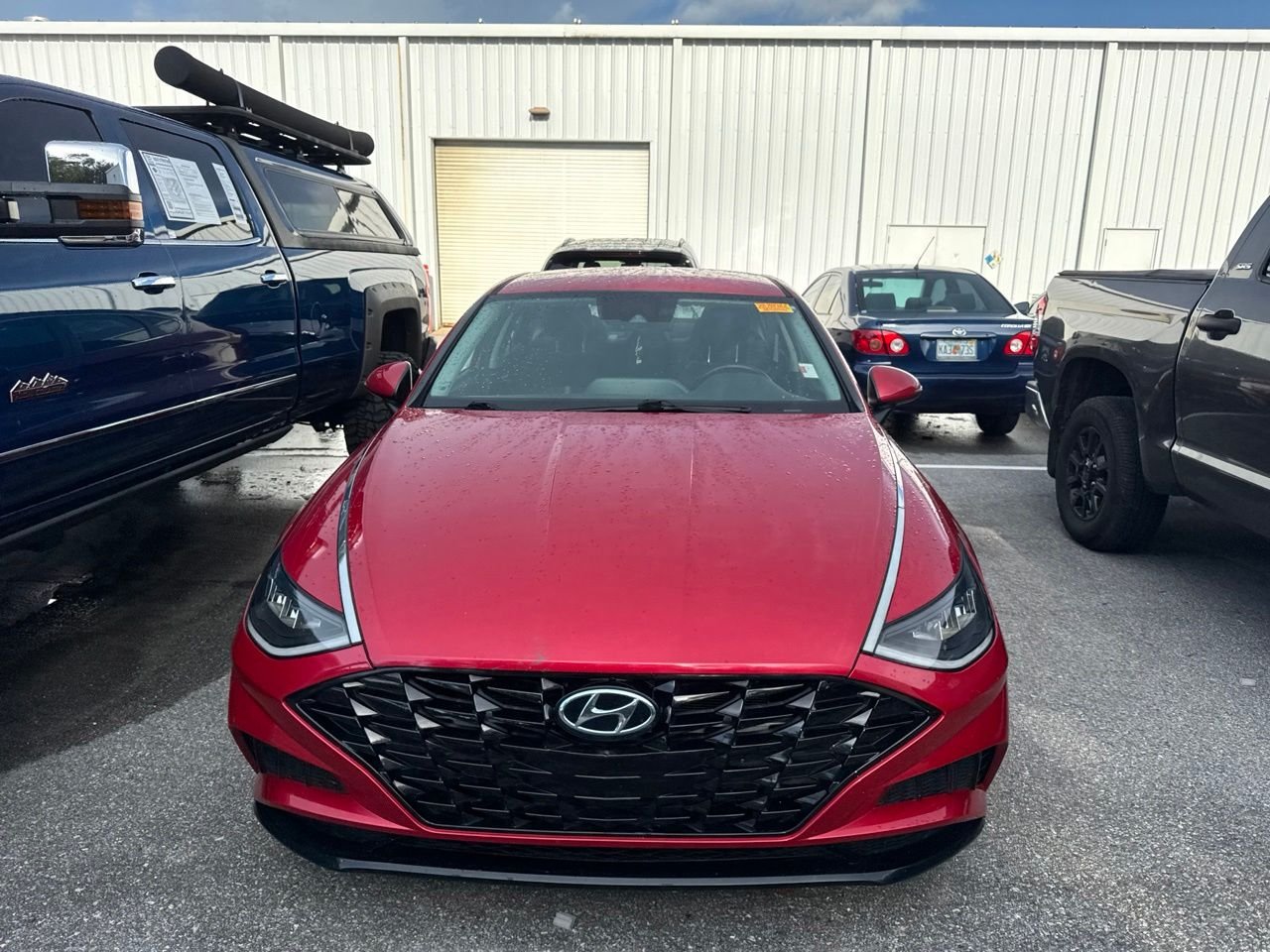 Used 2020 Red Hyundai SEL image 2