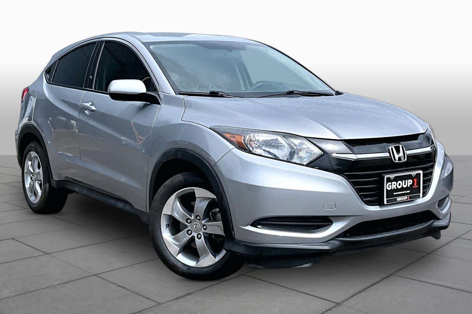 Used 2017 Modern Steel Metallic Honda LX image 3