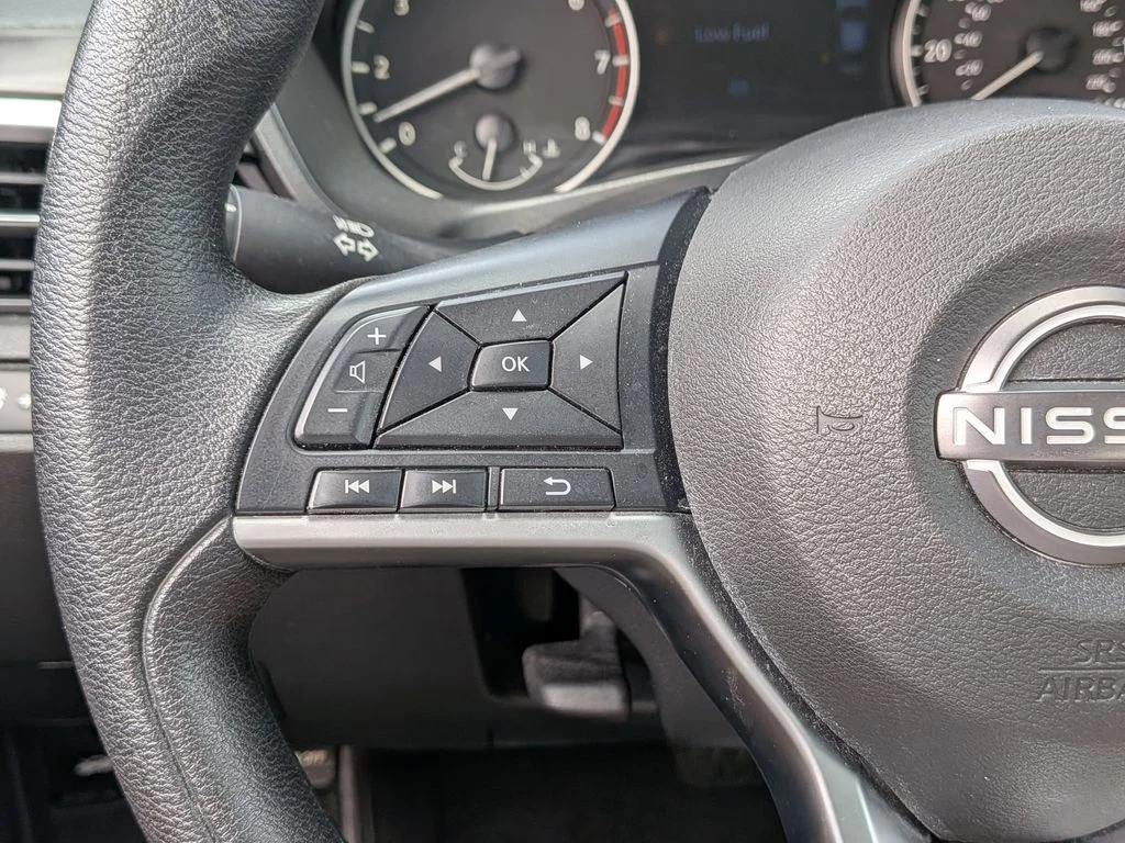 Used 2024 Red Nissan 2.5 SV image 19