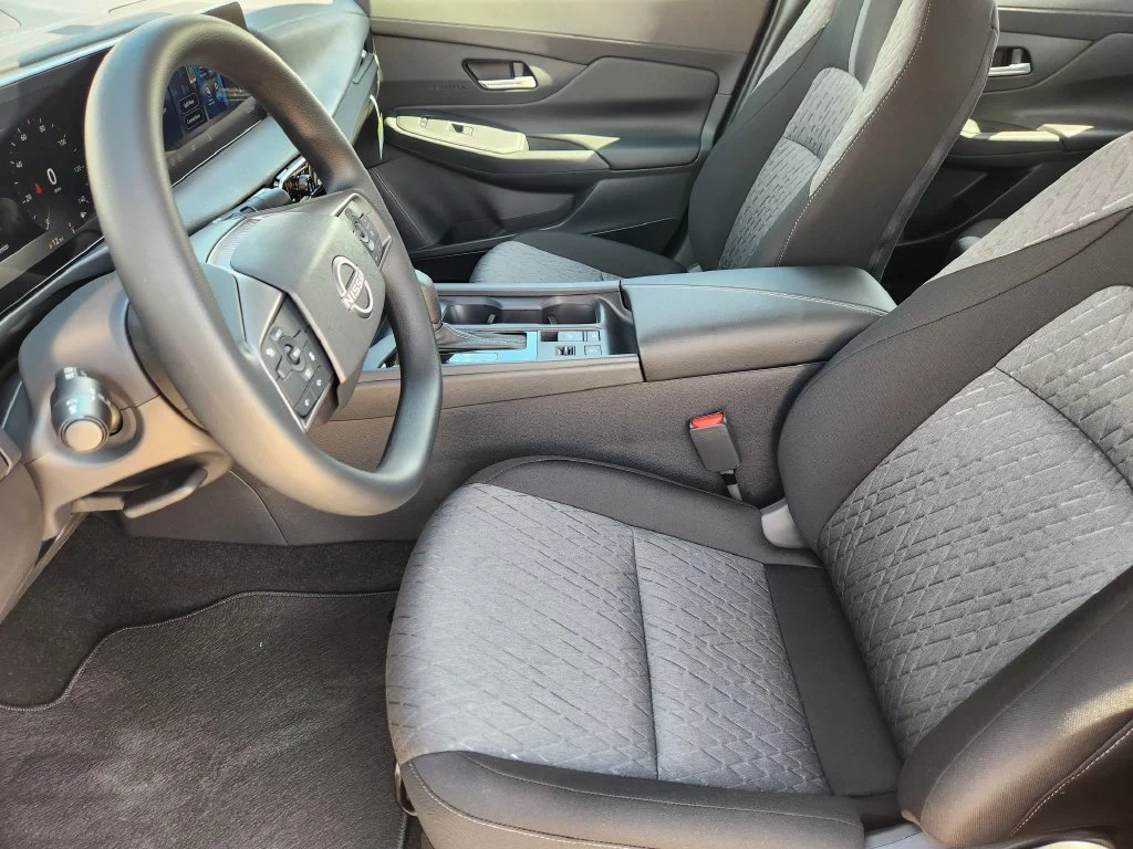 New 2027 Atlantic Gray Metallic Nissan SV image 11