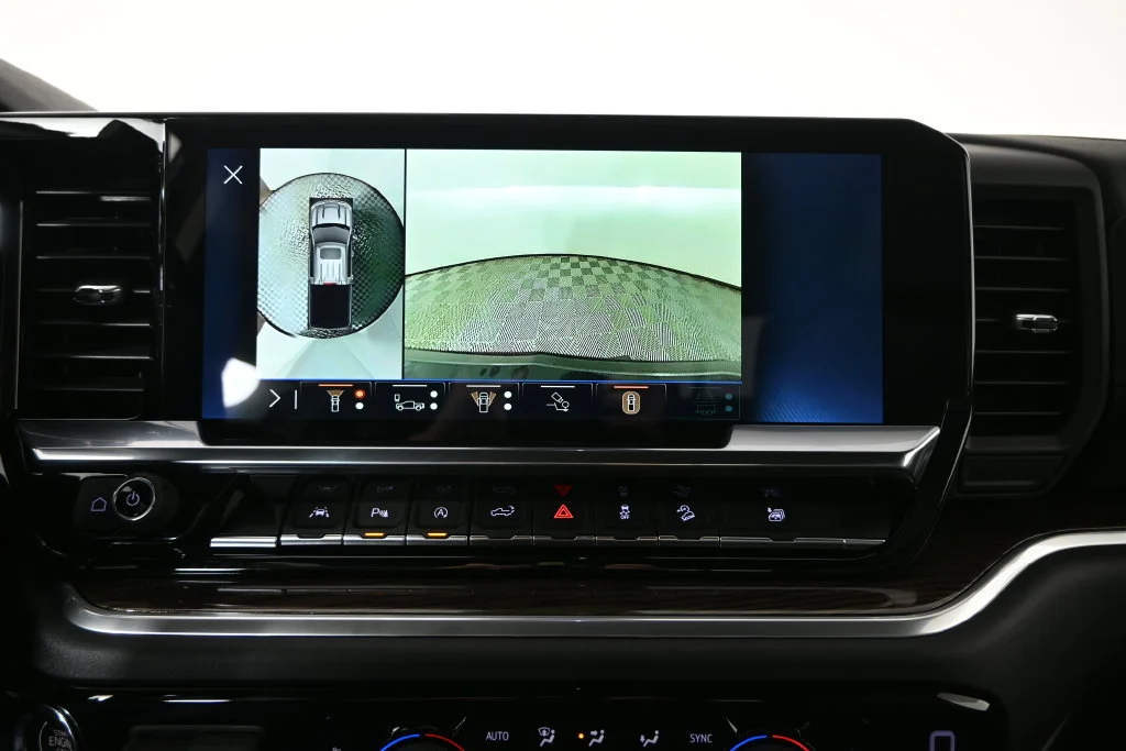 New 2026 Black Chevrolet LT image 27