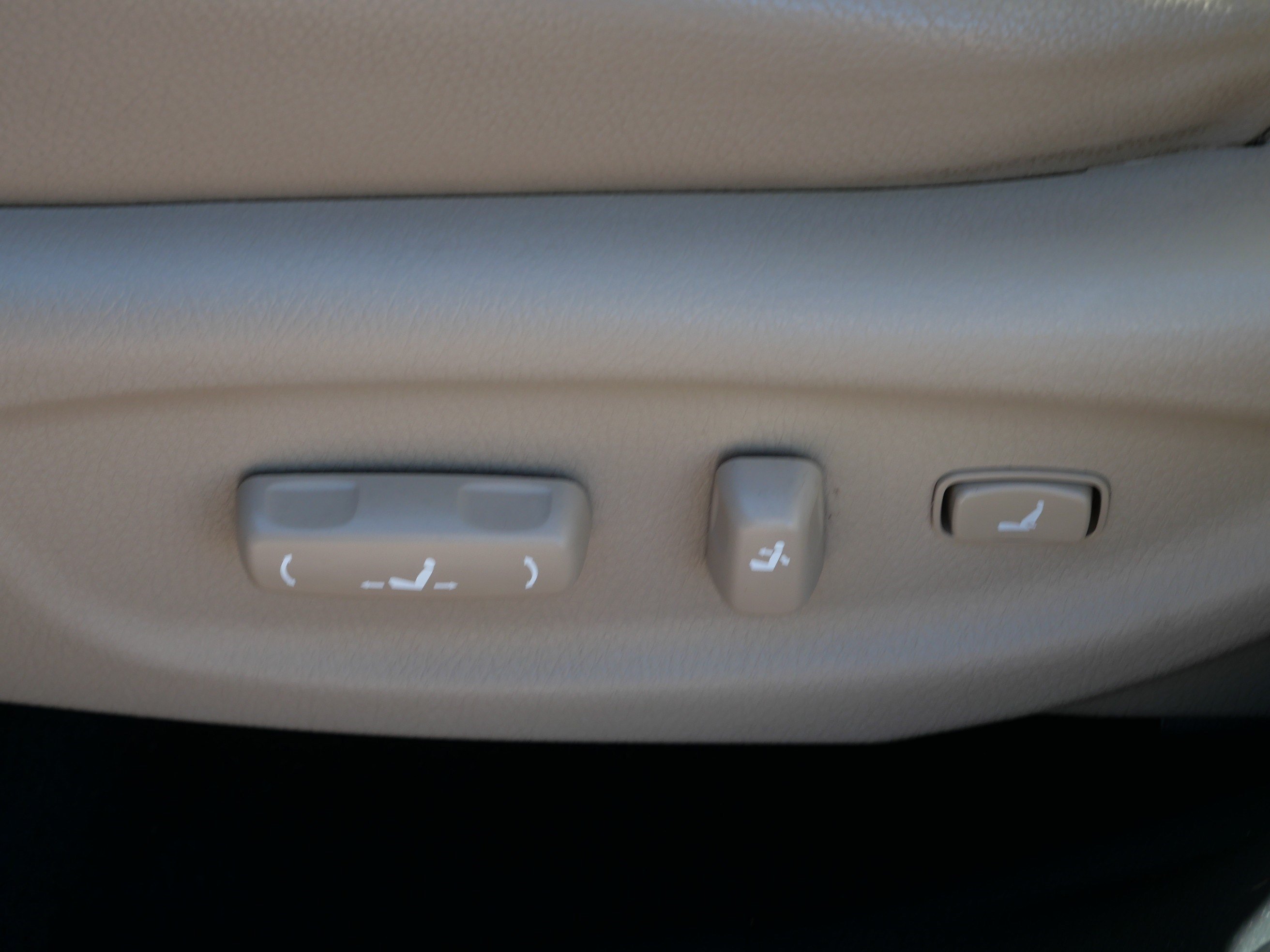 Used 2013 Metal Bronze Kia EX image 19
