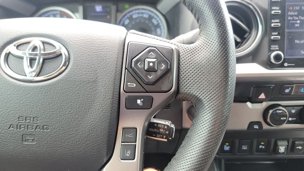 Certified Used 2022 Green Toyota Limited image 33