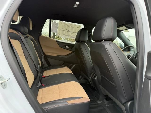 New 2026 Polar White Tricoat Chevrolet ACTIV image 6